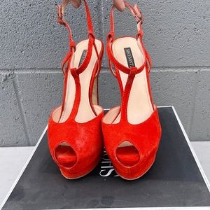 Shoemint “Mia” t strap heels